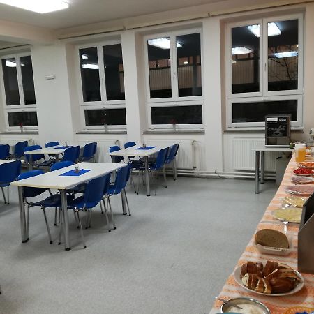 Tauferovy Koleje Hostel Brno Luaran gambar